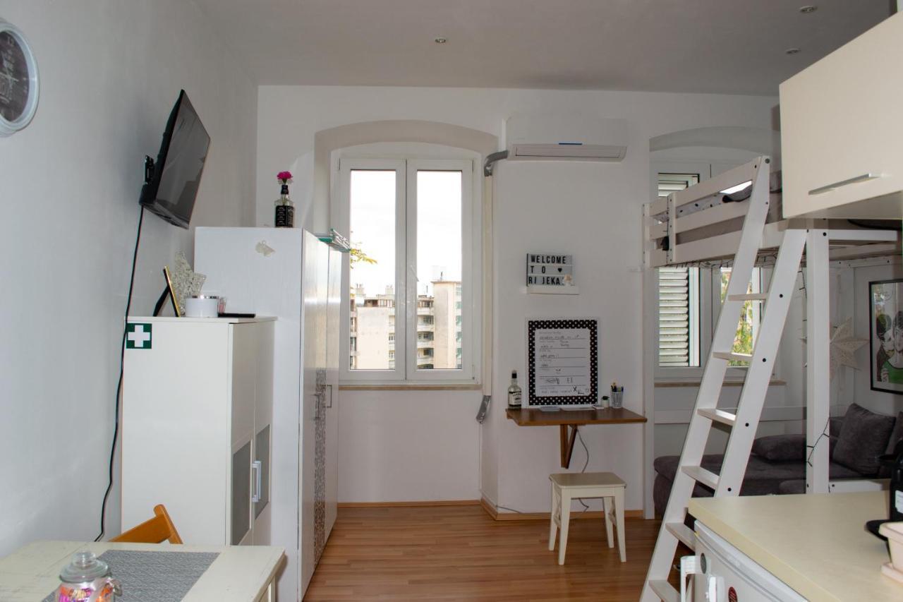 غييكا Studio Apartment Kontiki المظهر الخارجي الصورة