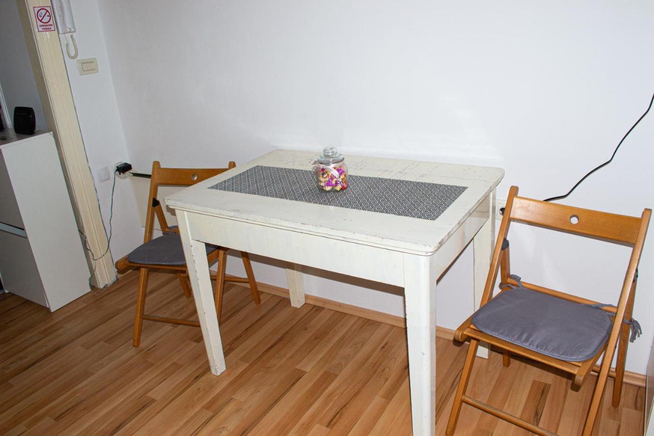 غييكا Studio Apartment Kontiki المظهر الخارجي الصورة